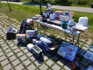 Stare rzeczy mają duszę. Giełda staroci w Strojcu