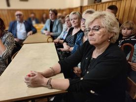 Fragment drogi wojewódzkiej w Działoszynie już po przebudowie. Marszałek Schreiber spotkał się dziś też sołtysami