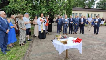ŚDS w Ostrówku ma nowy samochód