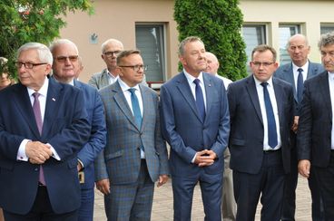 ŚDS w Ostrówku ma nowy samochód