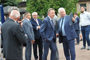 ŚDS w Ostrówku ma nowy samochód