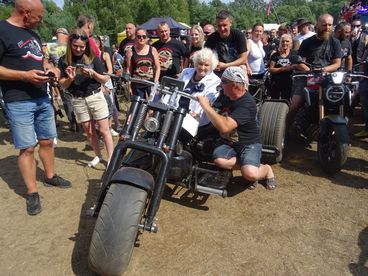 XXI Zlot Motocyklowy w Konopnicy w międzynarodowych barwach