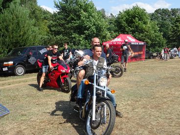XXI Zlot Motocyklowy w Konopnicy w międzynarodowych barwach