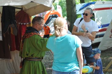 Patriotycznie i sportowo – tak mieszkańcy regionu bawili się na zorganizowanym w Sieradzu Pikniku Województwa Łódzkiego