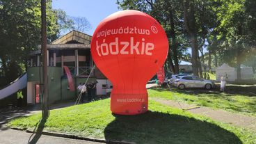 Patriotycznie i sportowo – tak mieszkańcy regionu bawili się na zorganizowanym w Sieradzu Pikniku Województwa Łódzkiego