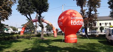 Dożynki wojewódzkie w Paradyżu przyciągnęły tłumy odwiedzających. Były m.in. stoiska KGW, koncerty i wybór najpiękniejszego wieńca