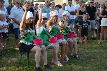 Tłumy na dożynkach gminy Wierzchlas w Jajczakach