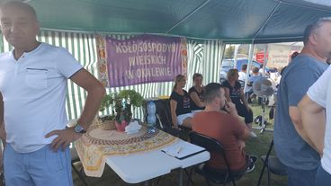 W Ostrówku podziękowano rolnikom za plony