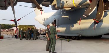 Setki tysięcy ludzi na Międzynarodowych Pokazach Lotniczych Air Show w Radomiu