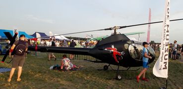 Setki tysięcy ludzi na Międzynarodowych Pokazach Lotniczych Air Show w Radomiu