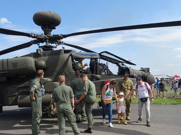 Setki tysięcy ludzi na Międzynarodowych Pokazach Lotniczych Air Show w Radomiu