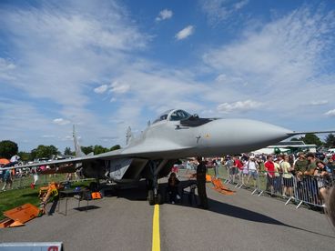 Setki tysięcy ludzi na Międzynarodowych Pokazach Lotniczych Air Show w Radomiu