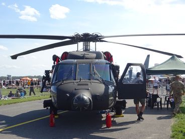 Setki tysięcy ludzi na Międzynarodowych Pokazach Lotniczych Air Show w Radomiu