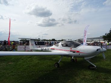 Setki tysięcy ludzi na Międzynarodowych Pokazach Lotniczych Air Show w Radomiu