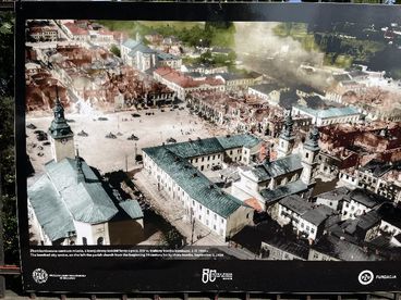 W Wieluniu możecie zobaczyć plenerową wystawę „Wieluń – przerwana historia”