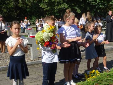 Szkoła Podstawowa im. 72 Pułku Piechoty „Radom” w Konopnicy uroczyście obchodziła dziś Dzień Patrona Szkoły