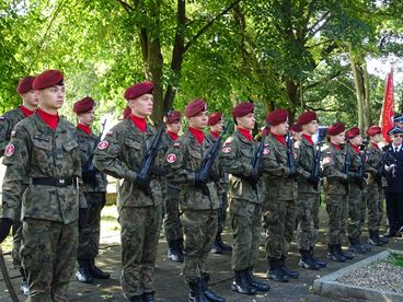 Szkoła Podstawowa im. 72 Pułku Piechoty „Radom” w Konopnicy uroczyście obchodziła dziś Dzień Patrona Szkoły