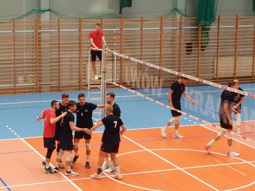 Siatkarze WKS-u po pierwszym sparingu