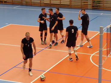 Siatkarze WKS-u po pierwszym sparingu