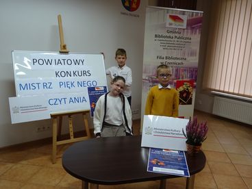 Powiatowy Konkurs Mistrz Pięknego Czytania w Osjakowie