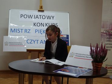 Powiatowy Konkurs Mistrz Pięknego Czytania w Osjakowie