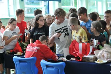 Wiktor Panek ze złotym medalem Światowych Igrzysk Taekwon-do ITF w Seulu - szkoła w Dzietrznikach powitała mistrza