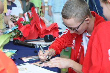 Wiktor Panek ze złotym medalem Światowych Igrzysk Taekwon-do ITF w Seulu - szkoła w Dzietrznikach powitała mistrza