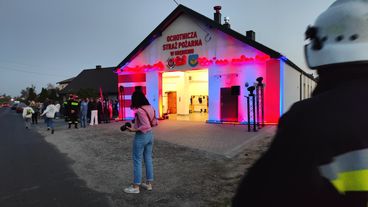 OSP Grębień ma już oficjalnie fabrycznie nowy samochód ratowniczo - gaśniczy