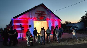 OSP Grębień ma już oficjalnie fabrycznie nowy samochód ratowniczo - gaśniczy