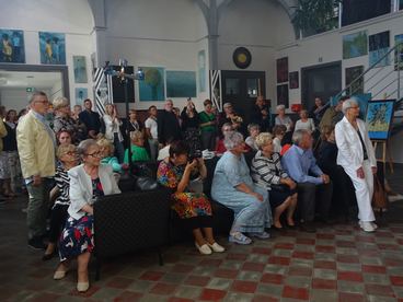 Wystawa malarstwa Wandy Musiał na Dworcu Kulturalnym Wieluń - Dąbrowa