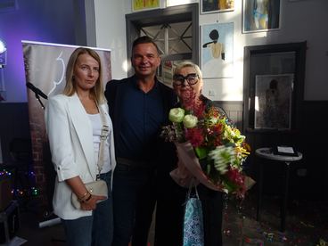 Wystawa malarstwa Wandy Musiał na Dworcu Kulturalnym Wieluń - Dąbrowa