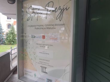 Za nami Noc Bibliotek w Wieluniu - „Strefa poezji” oficjalnie otwarta
