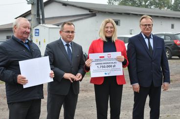 Promesy w 8. edycji Polskiego Ładu rozdane. W Skomlinie odbyła się konferencja prasowa