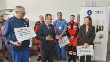Blisko 24,7 mln złotych wsparcia dla wieluńskiego szpitala – w planach nowy sprzęt, karetka a przede wszystkim remont ginekologii
