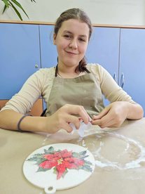 W ośrodku w Gromadzicach gościła dziś artystka Anna Korszewska. Jej prace zobaczycie niebawem na Dworcu Kulturalnym Wieluń-Dąbrowa