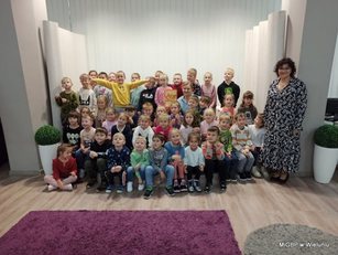 Przedszkolaki wzięły udział w zajęciach logopedycznych w wieluńskiej bibliotece