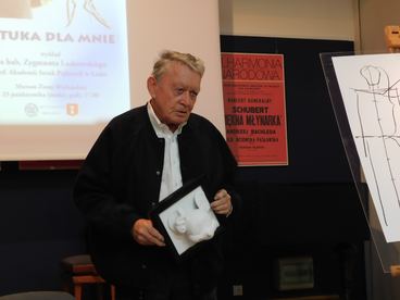 Profesor łódzkiej ASP pierwszym bohaterem cyklu spotkań o sztuce w Muzeum Ziemi Wieluńskiej