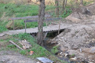 Trwają prace na moście pomiędzy Strobinem a Osjakowem