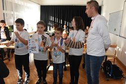„Piątka” najlepsza w szachowych mistrzostwach