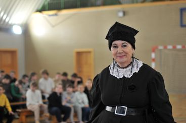 Uczniowie lututowskiej podstawówki wzięli udział w żywej lekcji historii