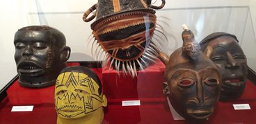 „Afryka – tajemnice czarnego lądu” – dziś otwarto nową wystawę w Muzeum Ziemi Wieluńskiej 