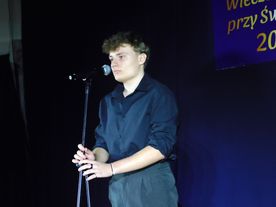 Magdalena Maciołek z główną nagrodą tegorocznego „Wieczoru poezji przy świecach”
