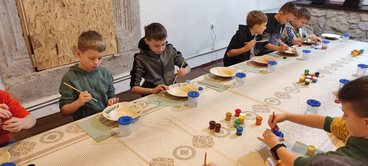 Warsztaty poświęcone rękodziełu czarnego lądu rozpoczęły się w Muzeum Ziemi Wieluńskiej