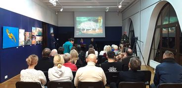 „Magia sztuki” - wystawa malarstwa Ilony Foryś w Muzeum Ziemi Wieluńskiej otwarta