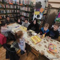 Ferie z wieluńską biblioteką. Jest kolorowo i wesoło