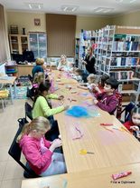Ferie z wieluńską biblioteką. Jest kolorowo i wesoło