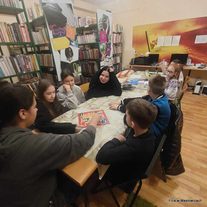 Ferie z wieluńską biblioteką. Jest kolorowo i wesoło