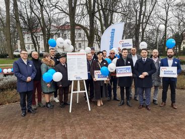 Konferencja prasowa Koalicji Wieluńskiej – prezentacja kandydatów do Rady Powiatu