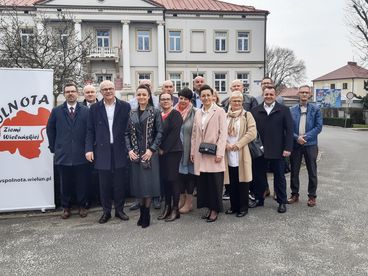 Konferencja prasowa Koalicji Wieluńskiej – prezentacja kandydatów do Rady Powiatu