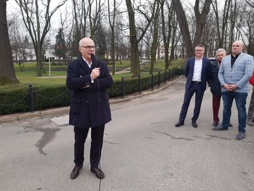 Konferencja prasowa Koalicji Wieluńskiej – prezentacja kandydatów do Rady Powiatu